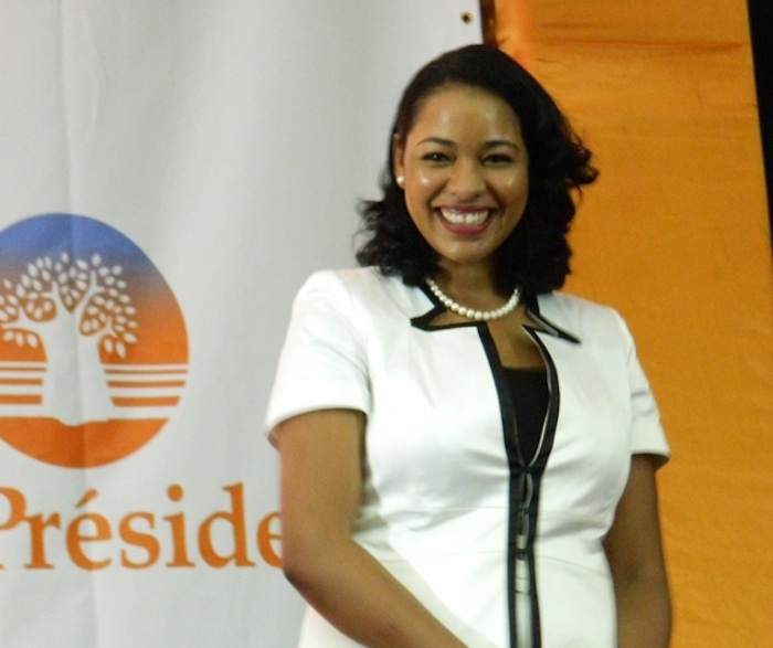 Lena Sène - Directrice de campagne de Idrissa Seck - 2012